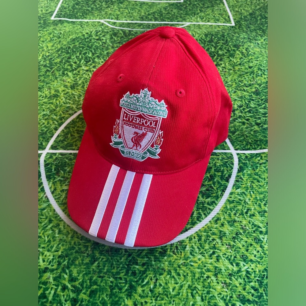 LIVERPOOL 2006 ADIDAS AUTHENTIC HAT